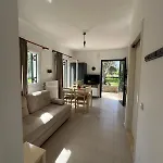Apartamento Kouris Garden View